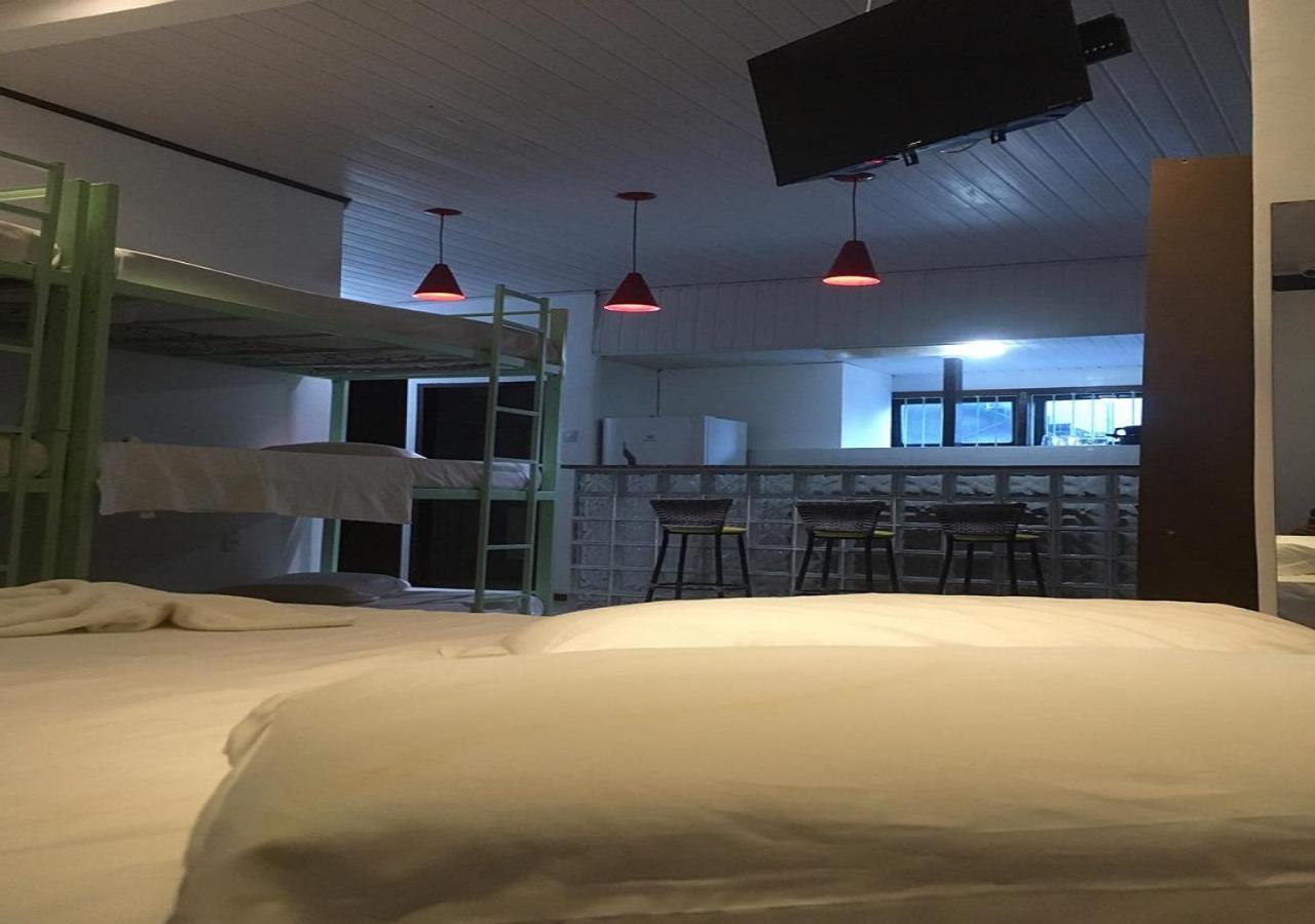 Lonier Villa Inn Economic Vila do Abraao Екстер'єр фото
